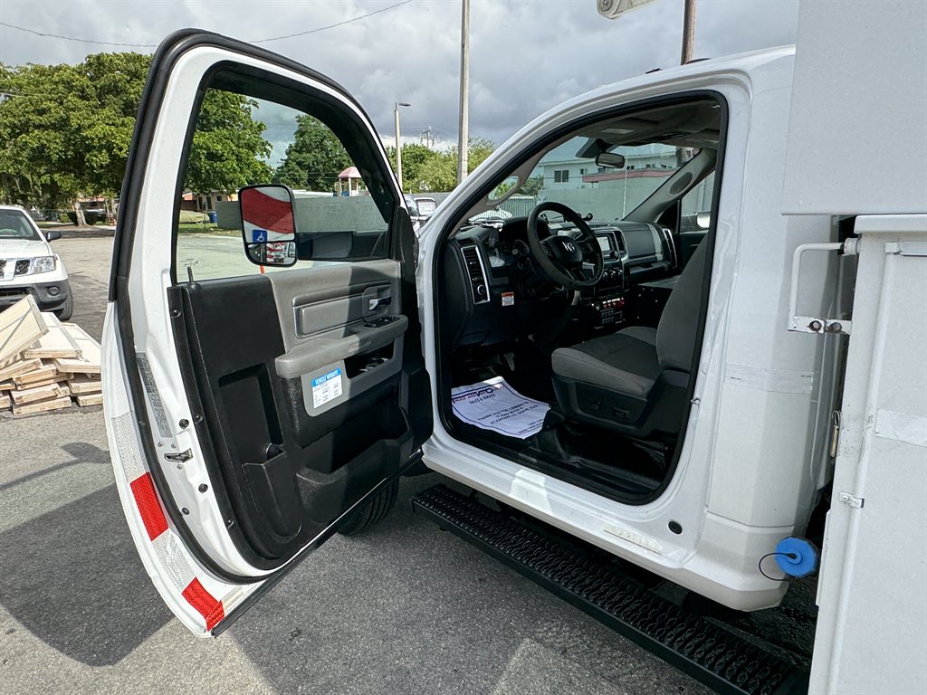 2017 Ram 5500 - $47,995