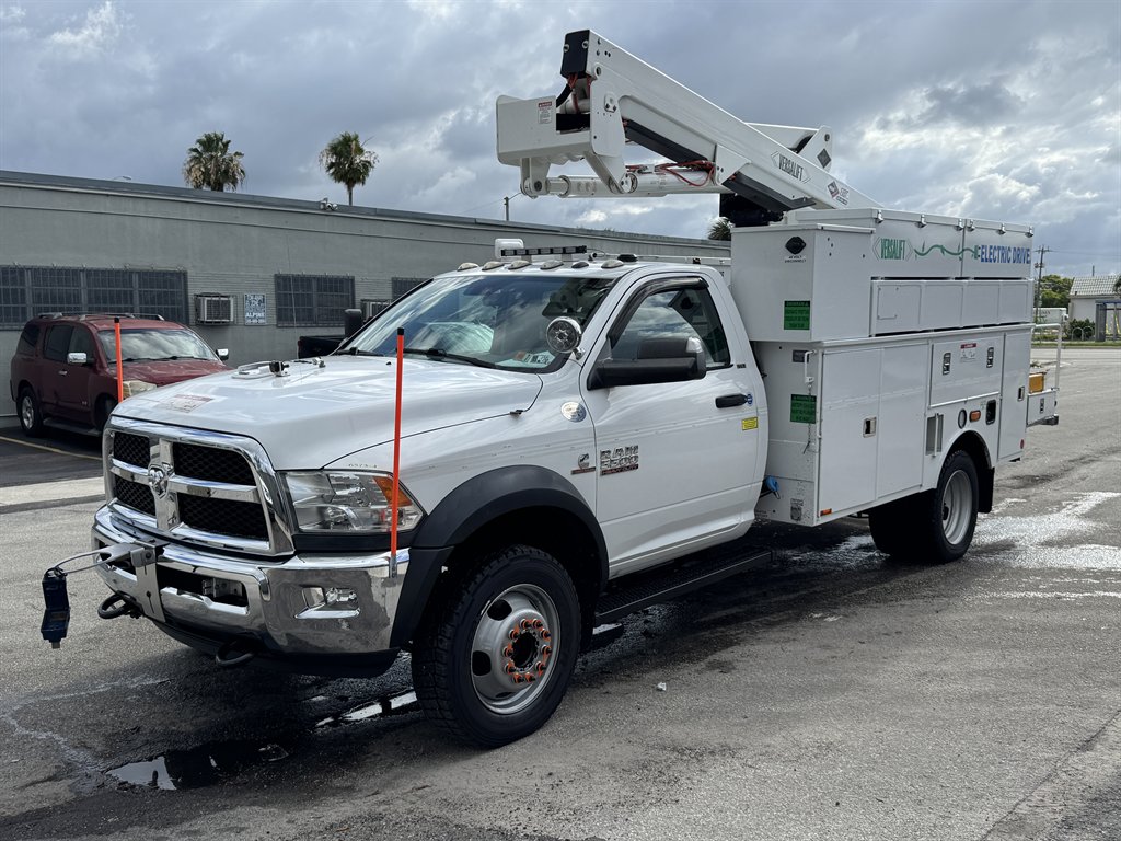 2017 Ram 5500 - $49,995