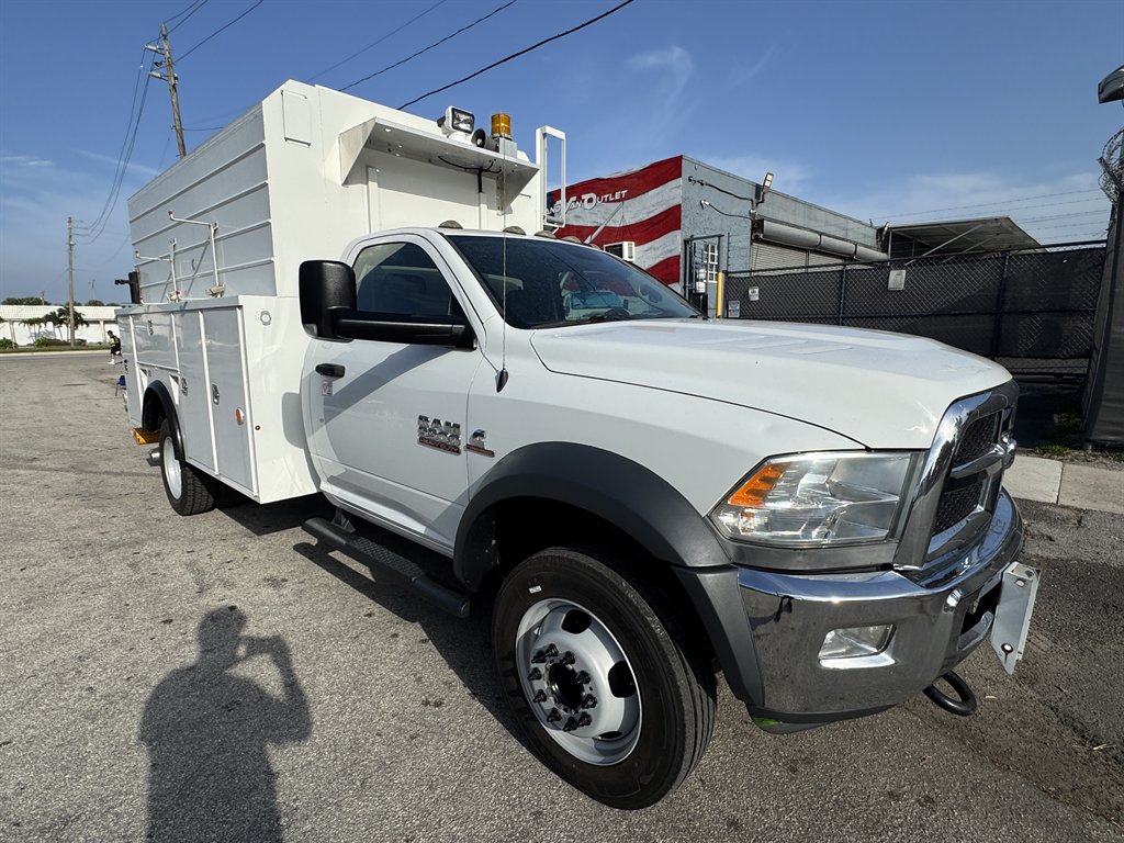 2017 Ram 5500 Chassis Cab - $32,995