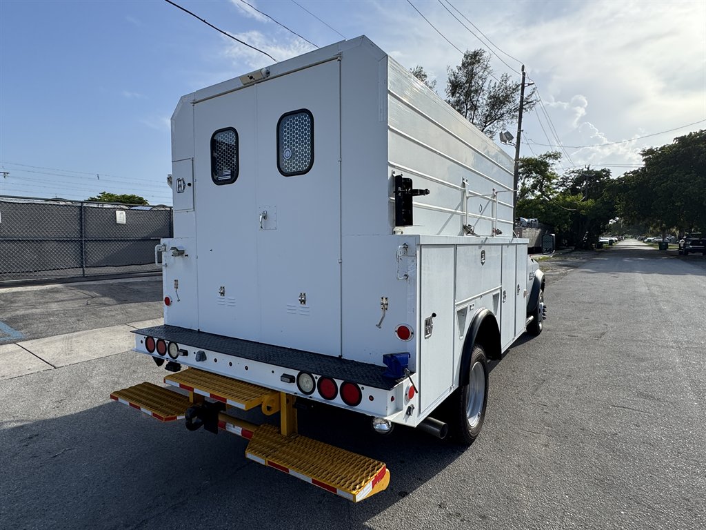 2017 Ram 5500 Chassis Cab - $32,995
