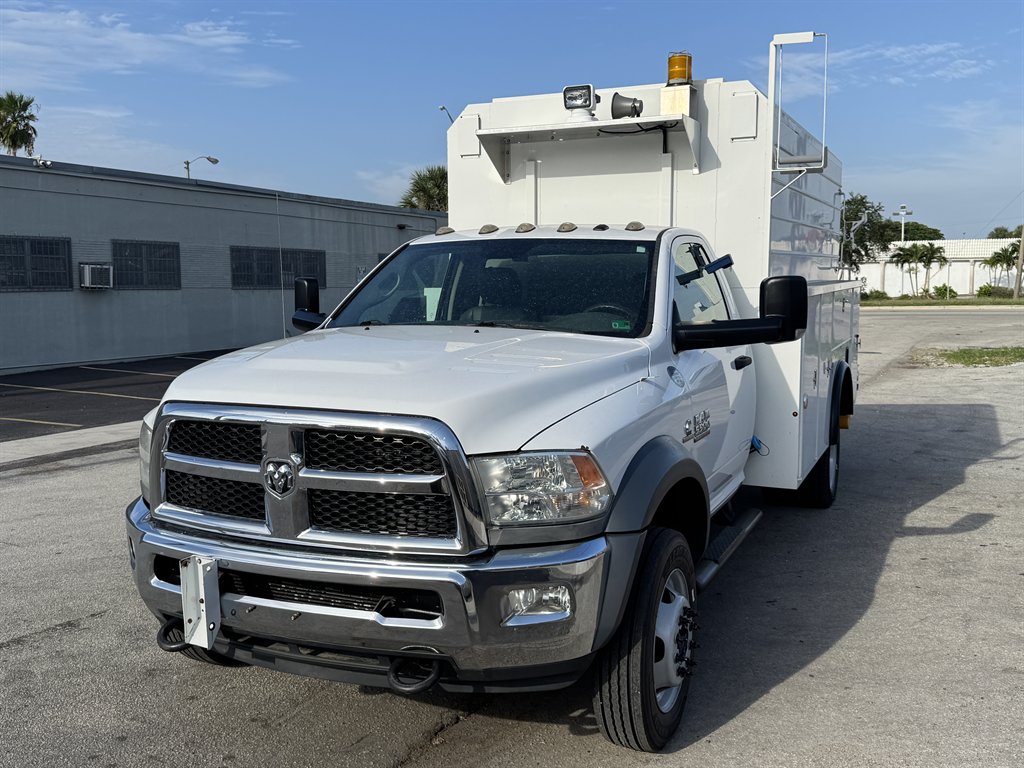 2017 Ram 5500 Chassis Cab - $32,995