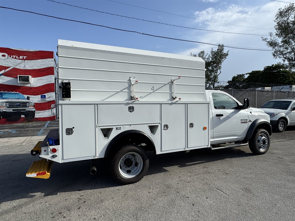 2017 Ram 5500 Chassis Cab - $32,995