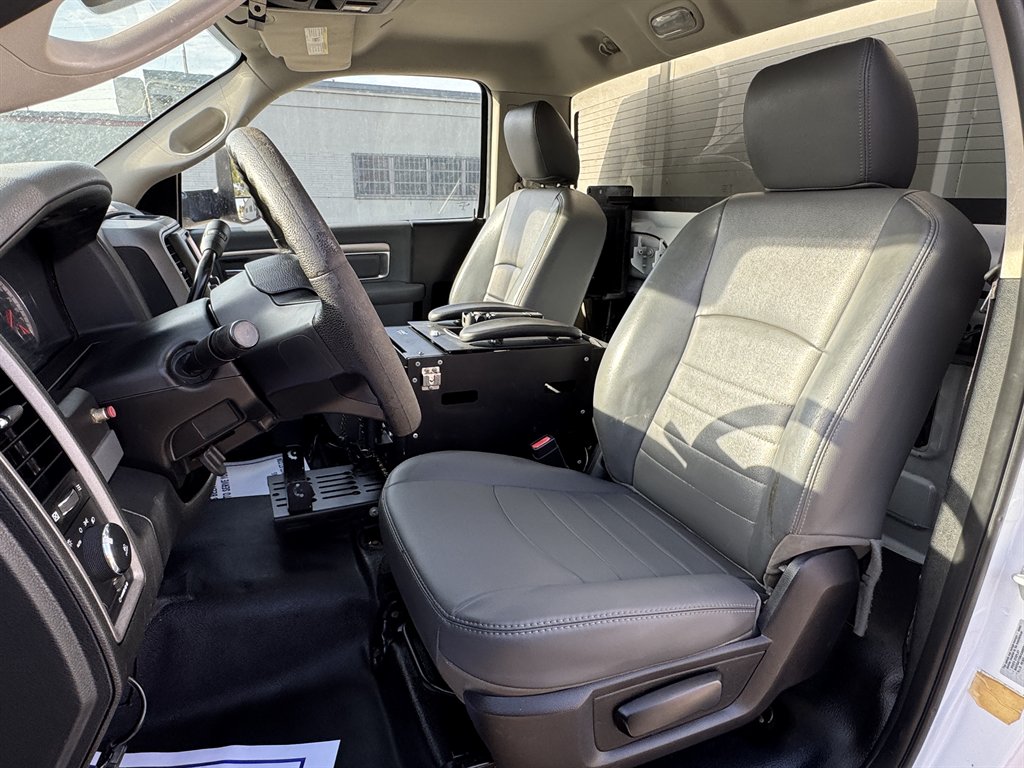 2017 Ram 5500 Chassis Cab - $32,995