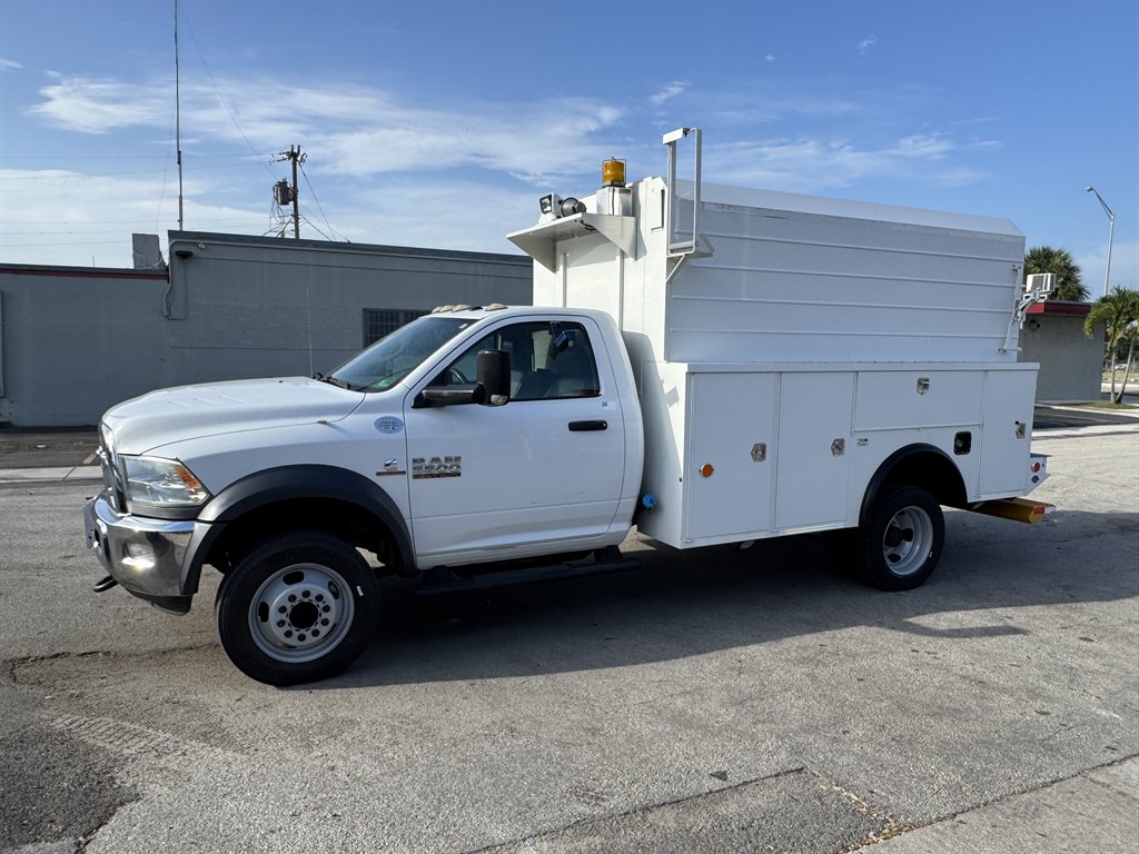 2017 Ram 5500 Chassis Cab - $32,995