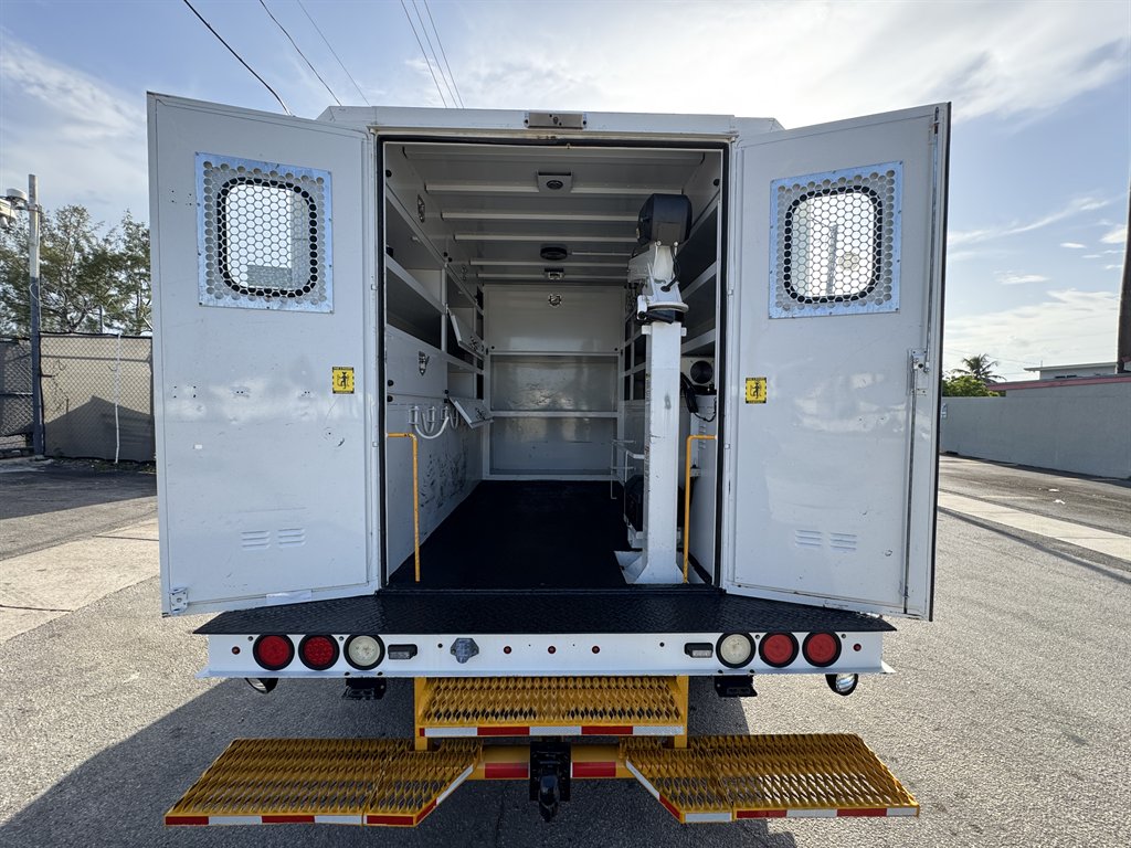 2017 Ram 5500 Chassis Cab - $32,995