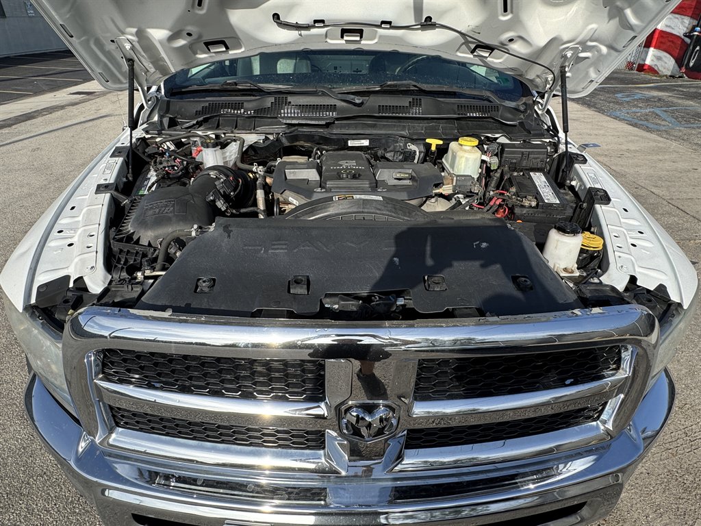 2017 Ram 5500 Chassis Cab - $32,995