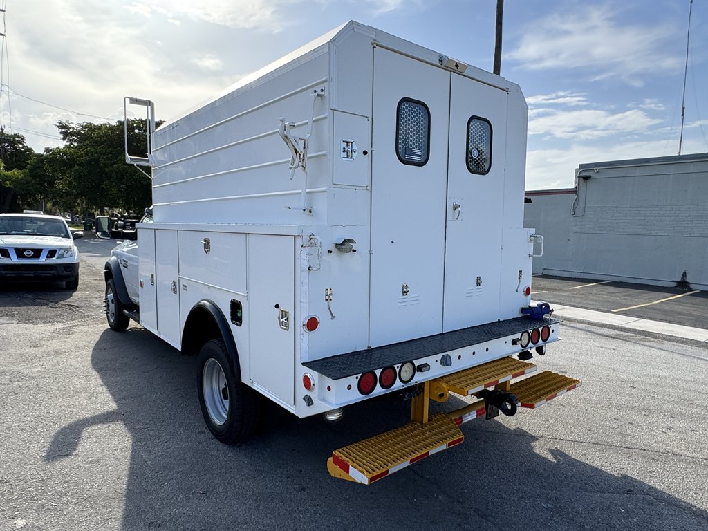2017 Ram 5500 Chassis Cab - $32,995