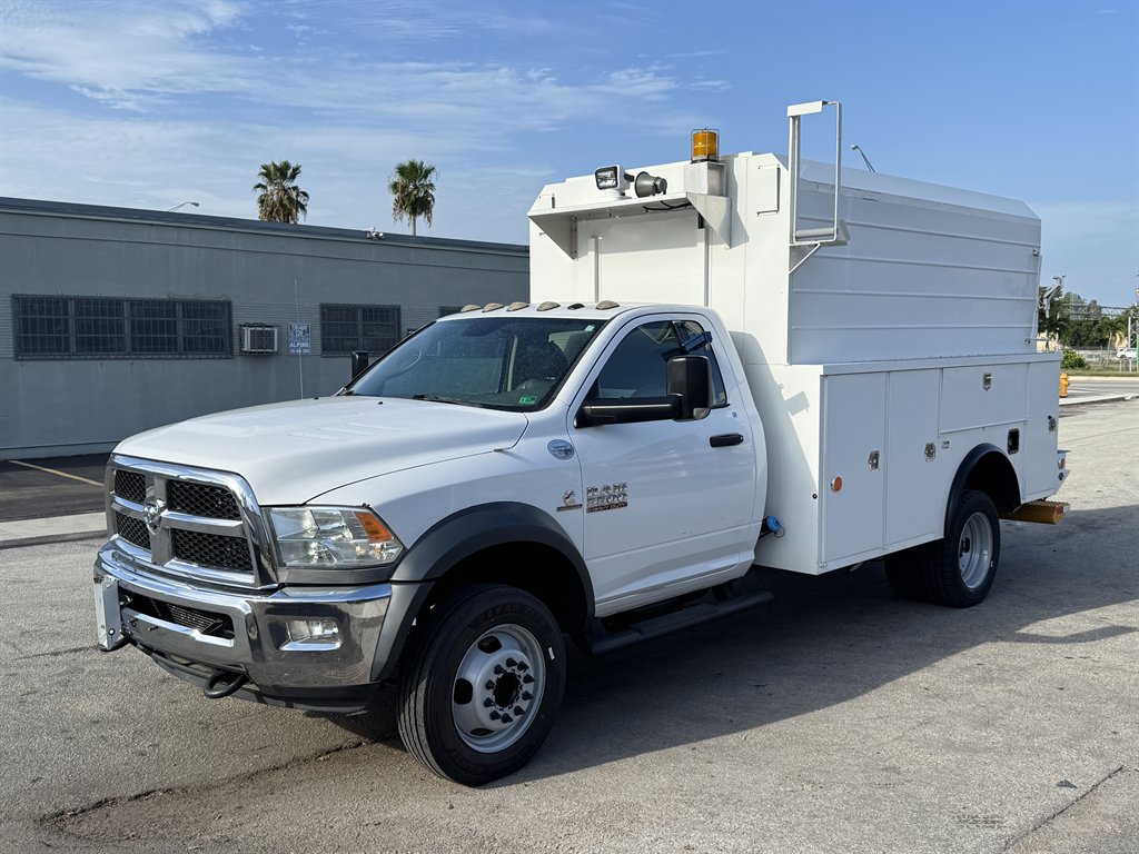 2017 Ram 5500 Chassis Cab - $32,995