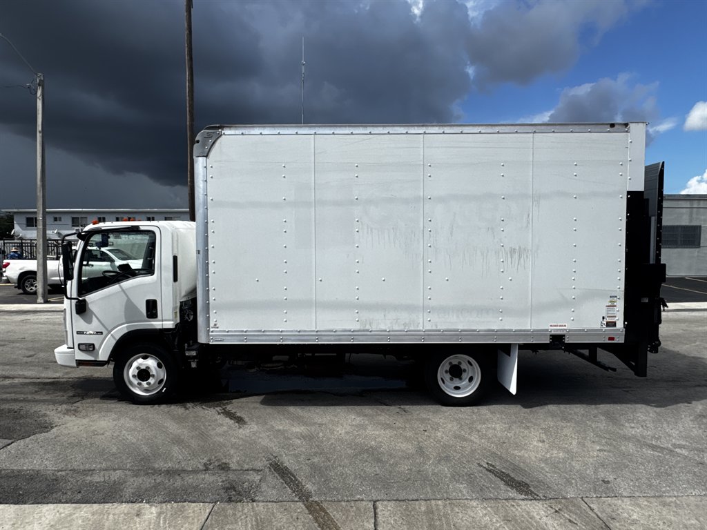 2020 Isuzu Npr-hd - $24,995