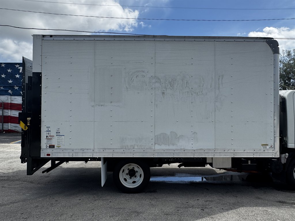 2020 Isuzu Npr-hd - $24,995
