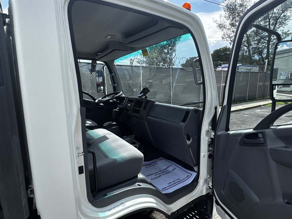 2020 Isuzu Npr-hd - $24,995