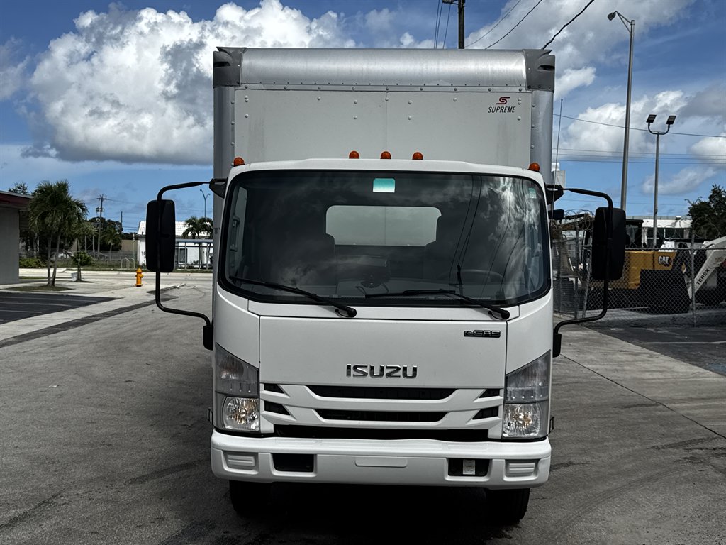 2020 Isuzu Npr-hd - $24,995
