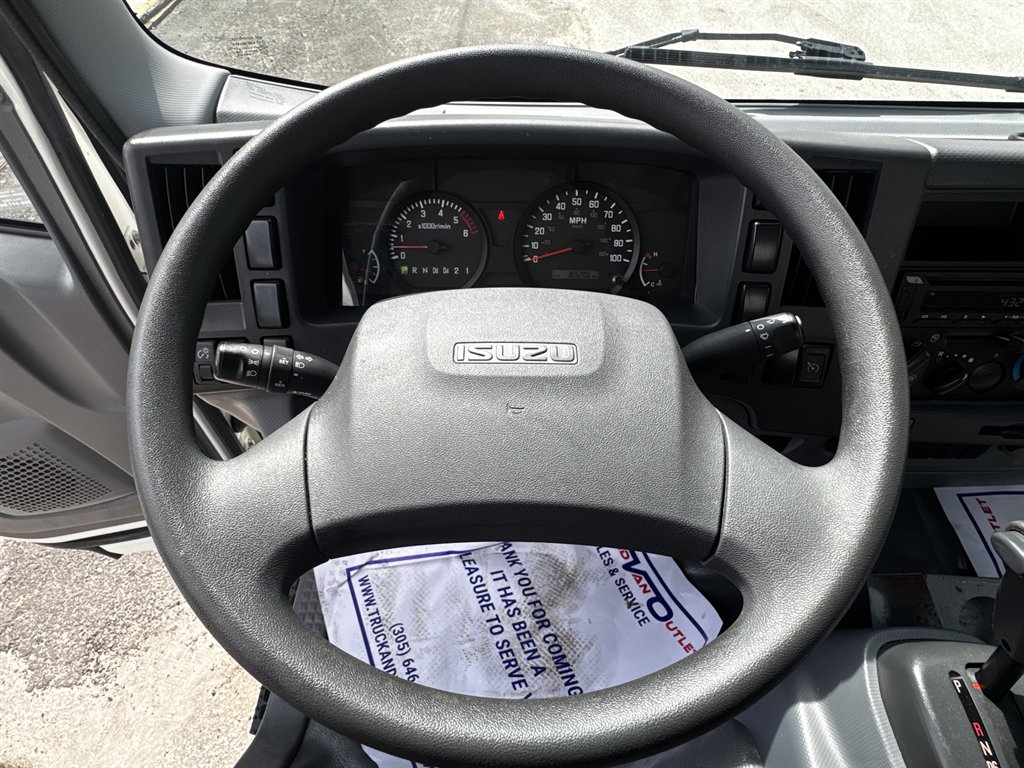 2020 Isuzu Npr-hd - $24,995