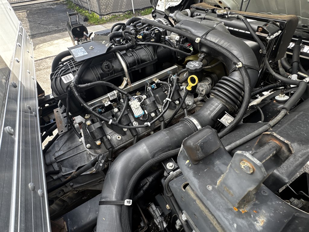 2020 Isuzu Npr-hd - $24,995