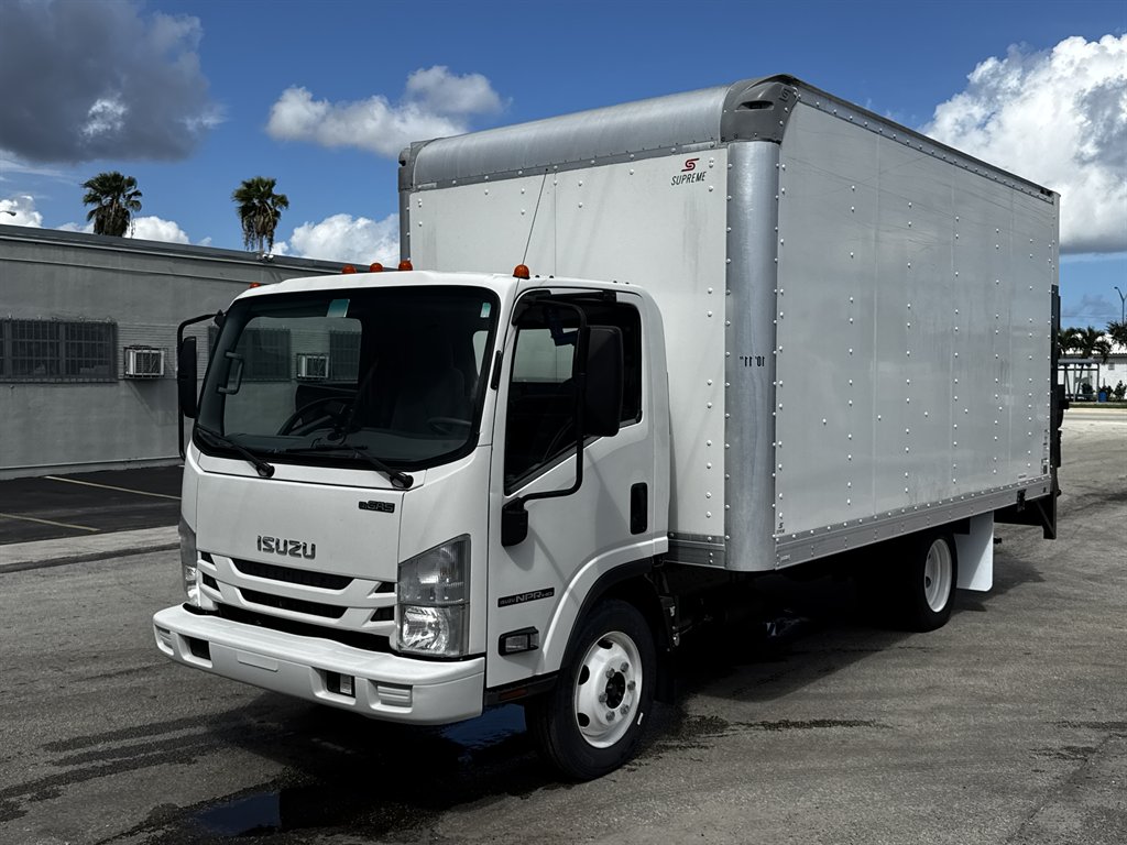 2020 Isuzu Npr-hd - $24,995