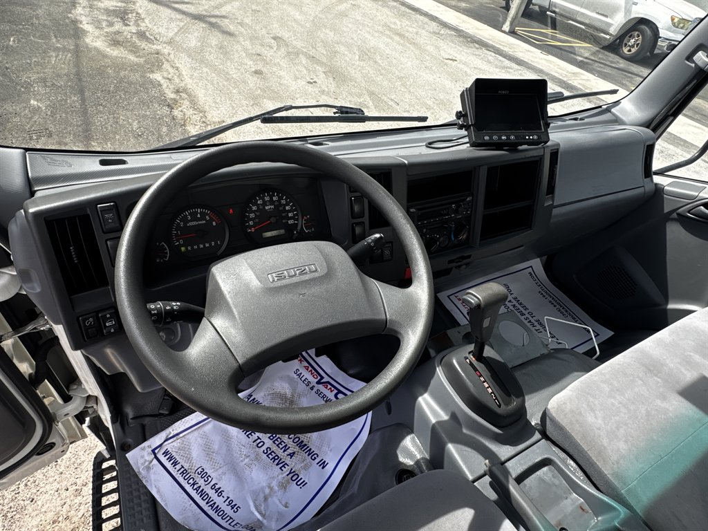 2020 Isuzu Npr-hd - $24,995