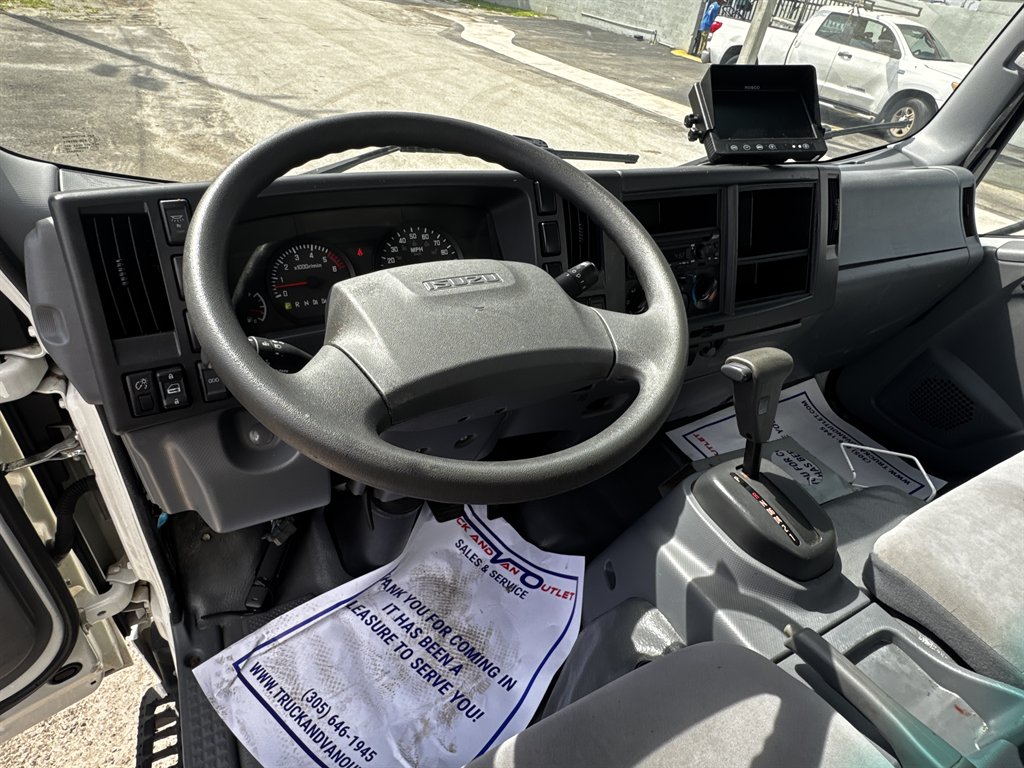 2020 Isuzu Npr-hd - $24,995