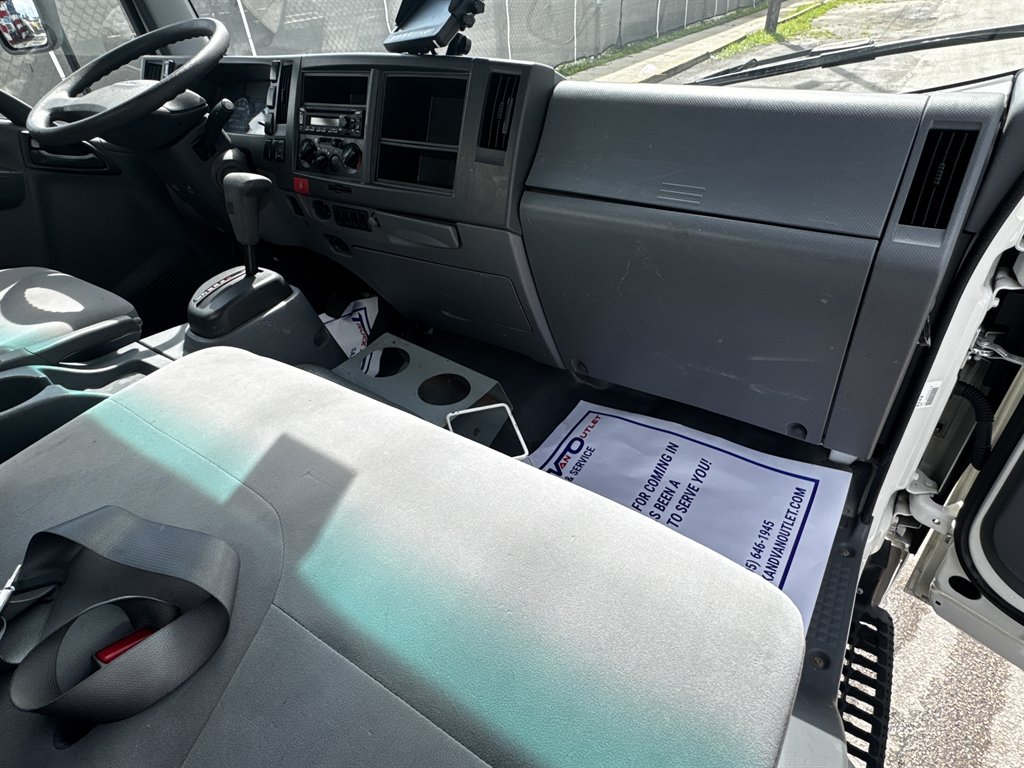 2020 Isuzu Npr-hd - $24,995