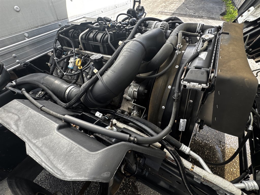 2020 Isuzu Npr-hd - $24,995