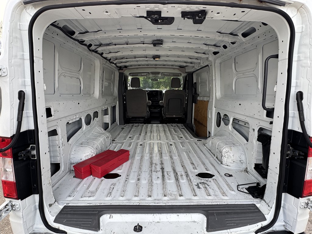 2017 Nissan Nv - $10,595