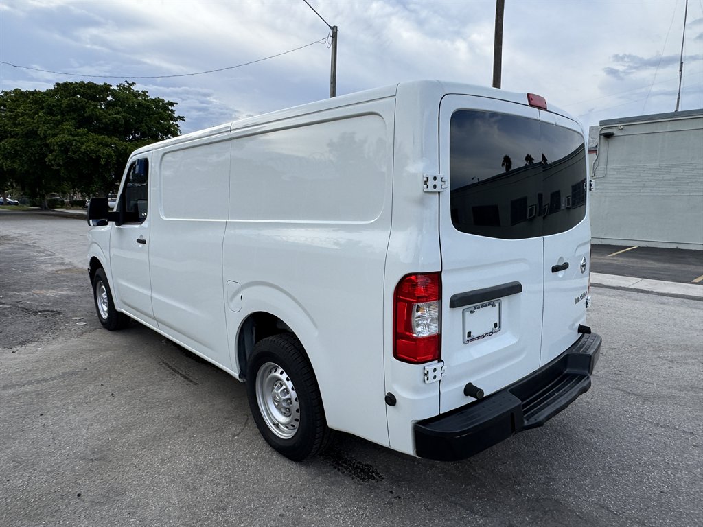 2017 Nissan Nv - $10,595