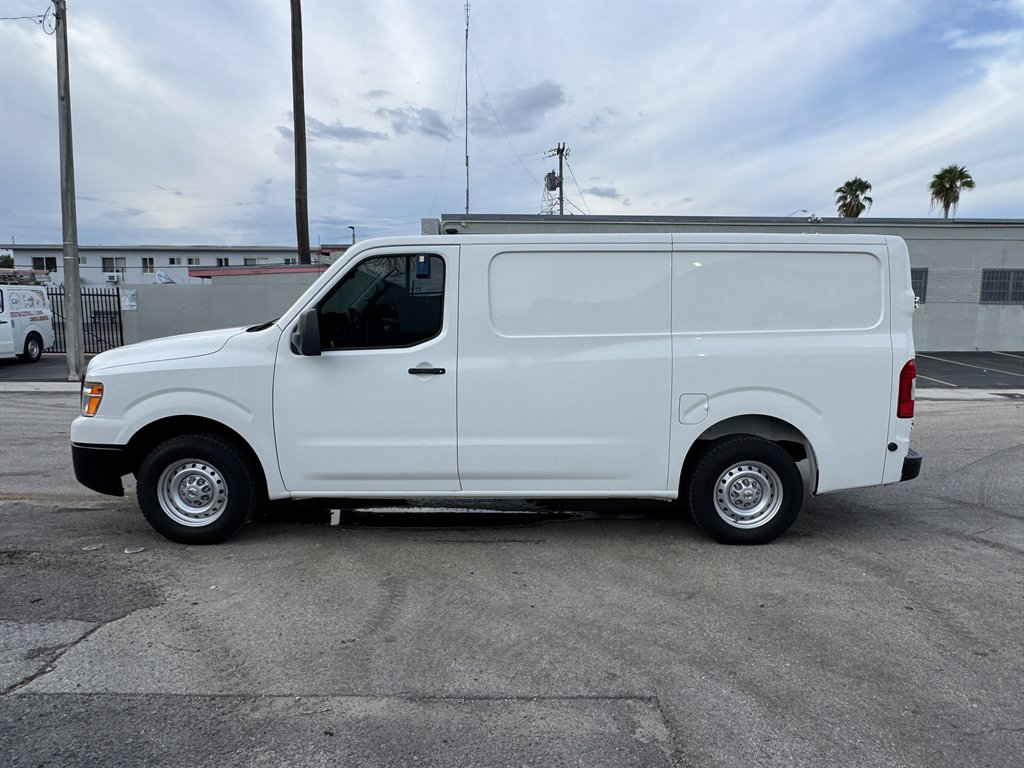 2017 Nissan Nv - $10,595