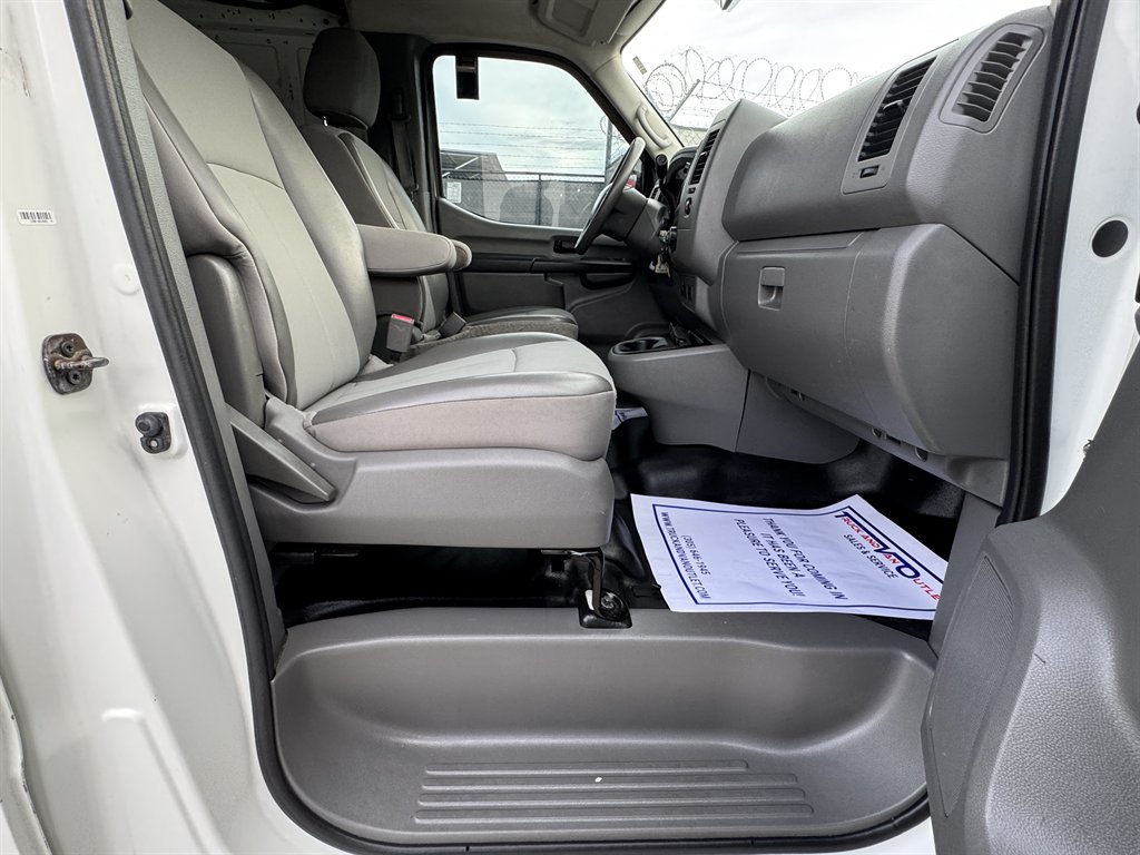 2017 Nissan Nv - $10,595