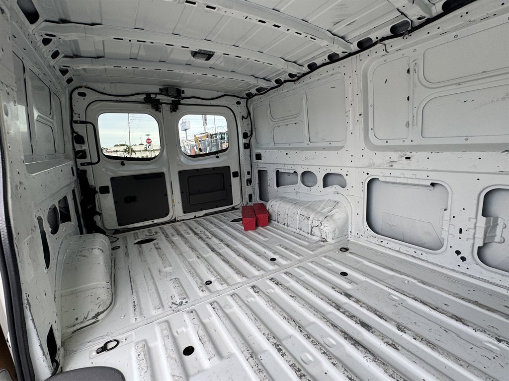 2017 Nissan Nv - $10,595