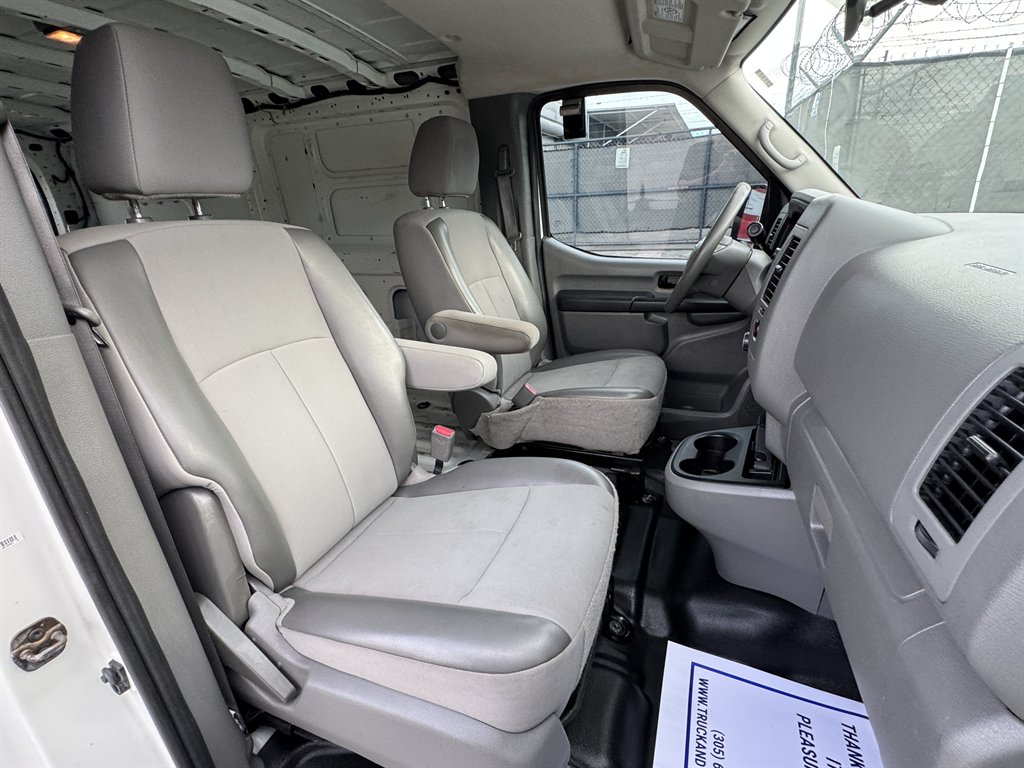 2017 Nissan Nv - $10,595