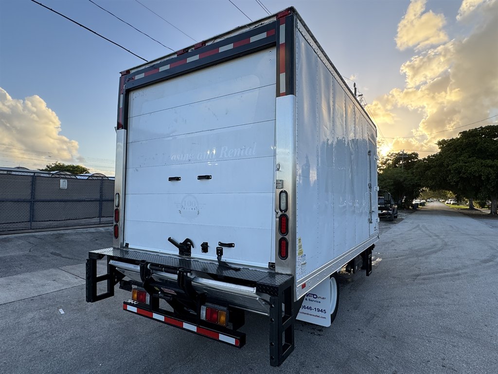 2019 Isuzu Nqr - $45,995
