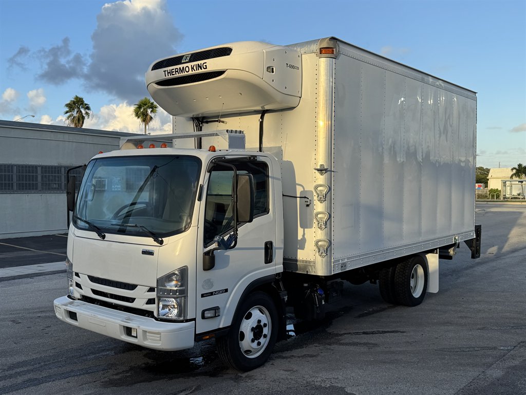 2019 Isuzu Nqr - $45,995