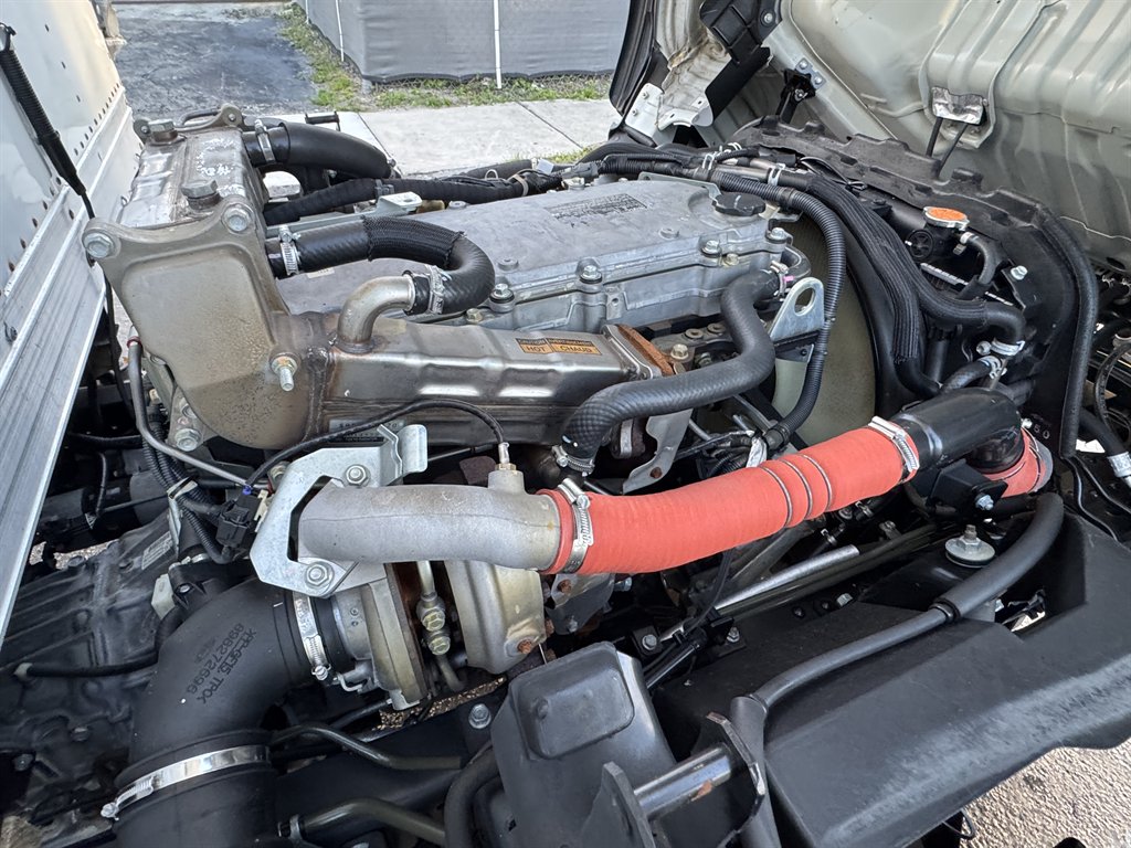 2019 Isuzu Nqr - $45,995