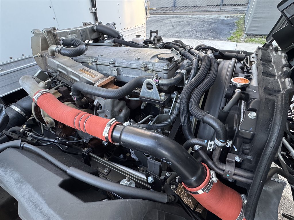 2019 Isuzu Nqr - $45,995