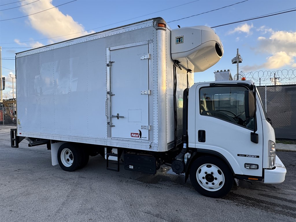 2019 Isuzu Nqr - $45,995