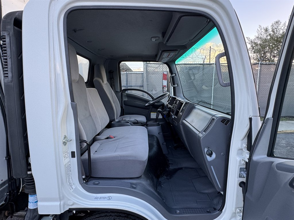 2019 Isuzu Nqr - $45,995