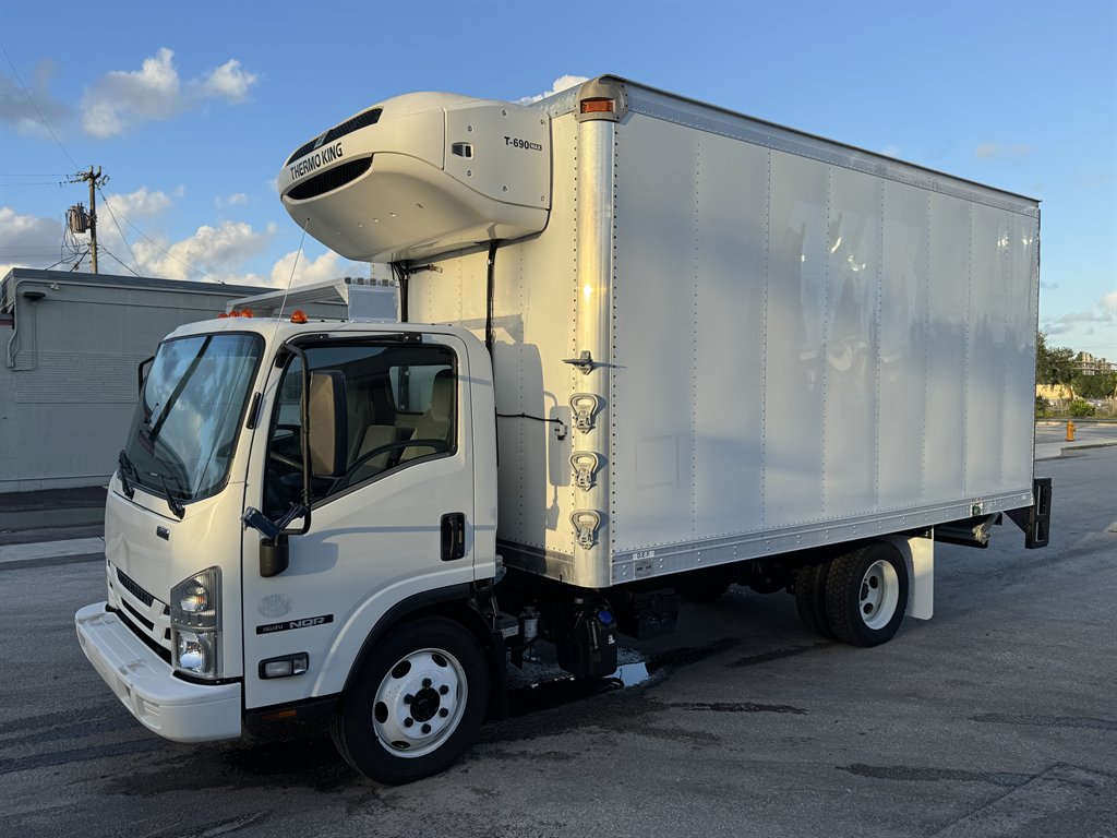 2019 Isuzu Nqr - $45,995