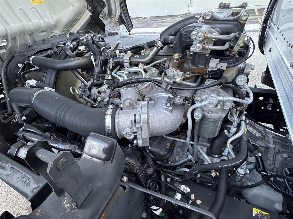 2019 Isuzu Nqr - $45,995