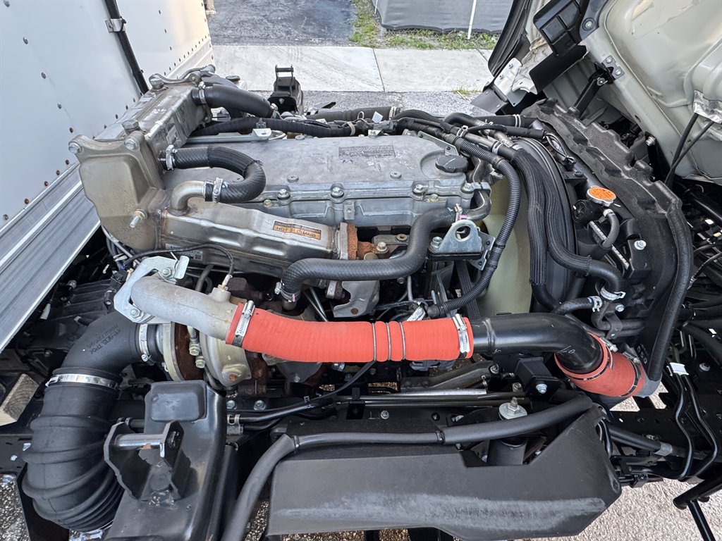 2019 Isuzu Nqr - $45,995