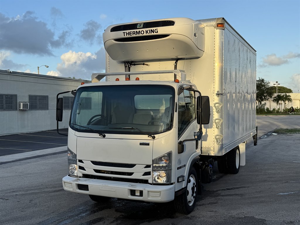 2019 Isuzu Nqr - $45,995