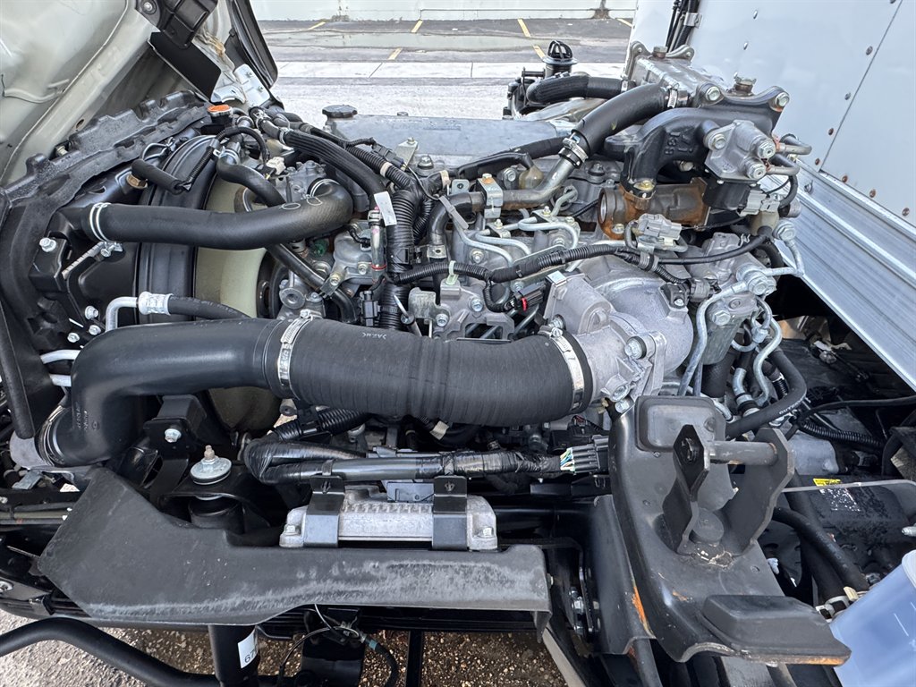 2019 Isuzu Nqr - $45,995