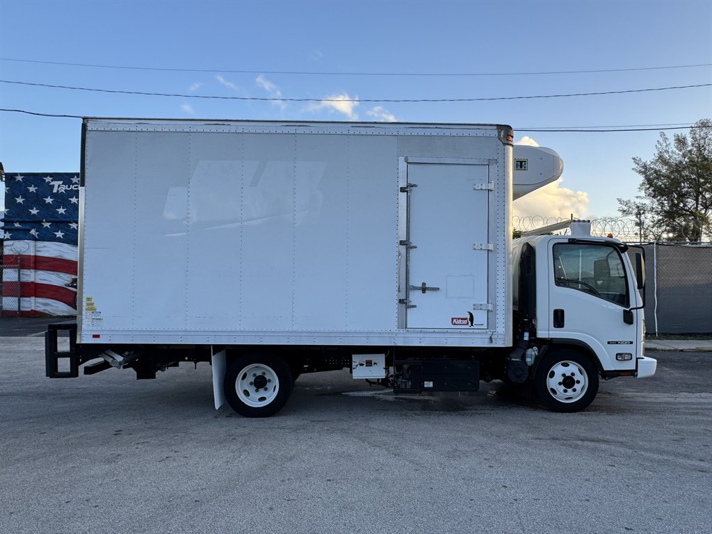 2019 Isuzu Nqr - $45,995