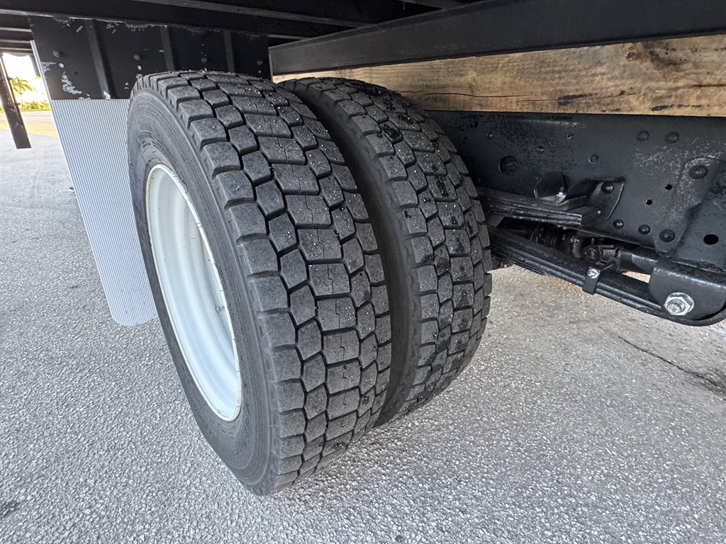 2019 Isuzu Nqr - $45,995