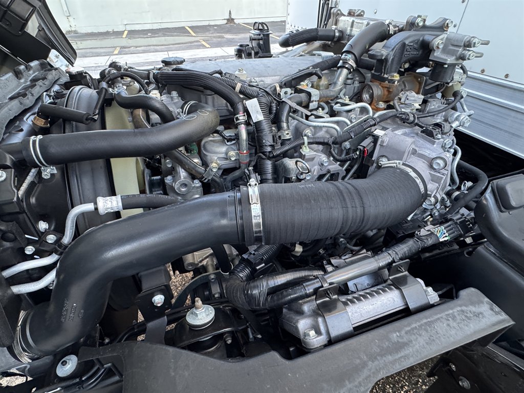 2019 Isuzu Nqr - $45,995
