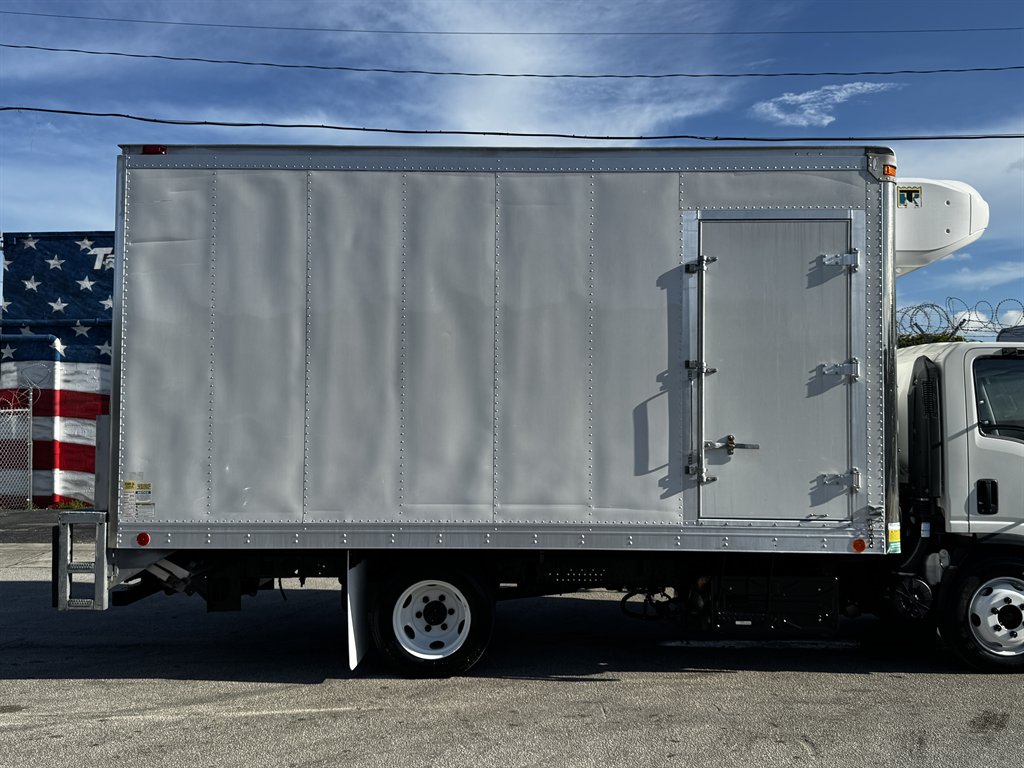 2019 Isuzu Nqr - $29,995