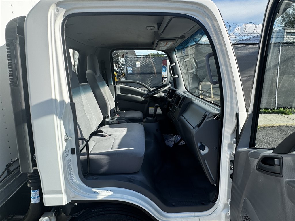 2019 Isuzu Nqr - $29,995