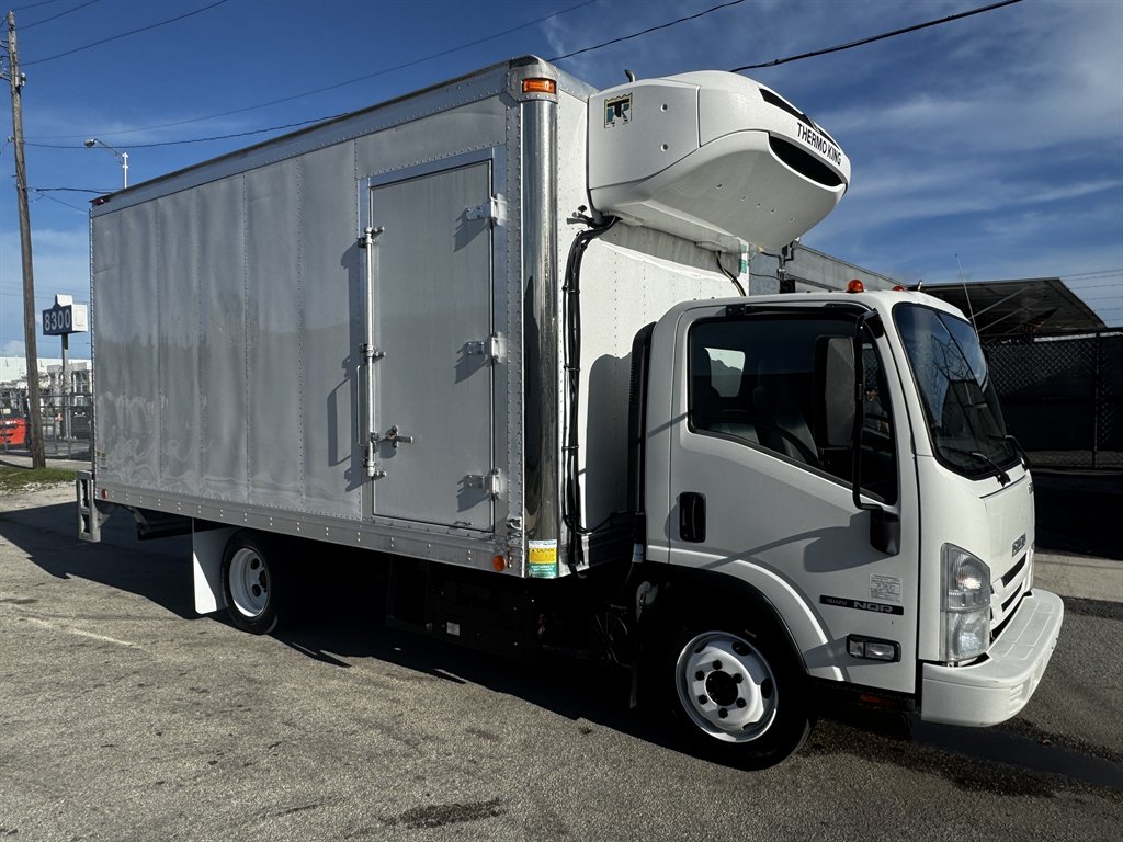 2019 Isuzu Nqr - $29,995