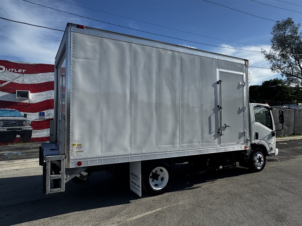 2019 Isuzu Nqr - $29,995