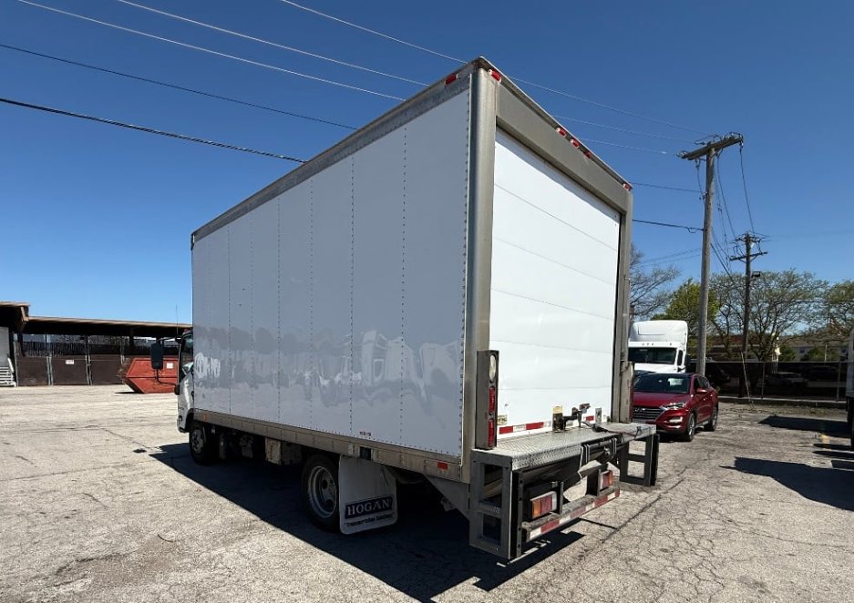 2019 Isuzu NQR - $29,995