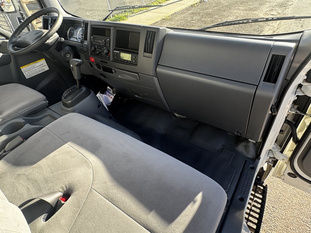 2019 Isuzu Nqr - $29,995