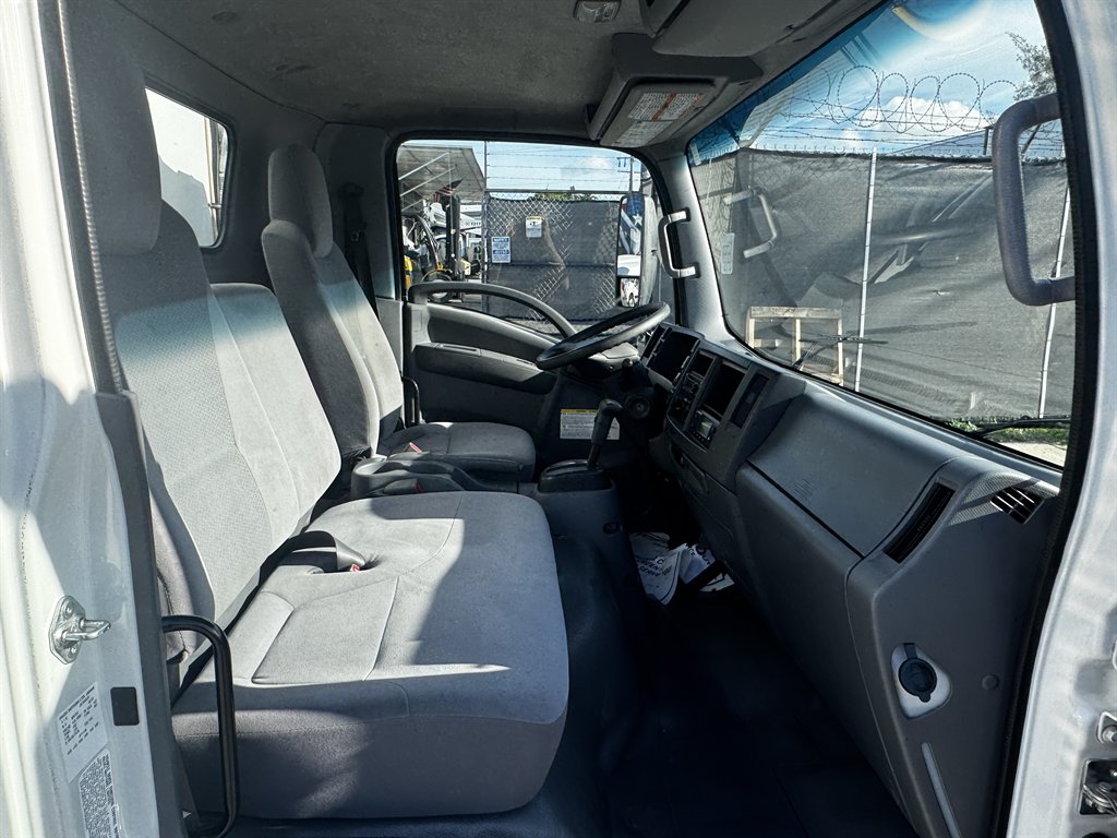 2019 Isuzu Nqr - $29,995